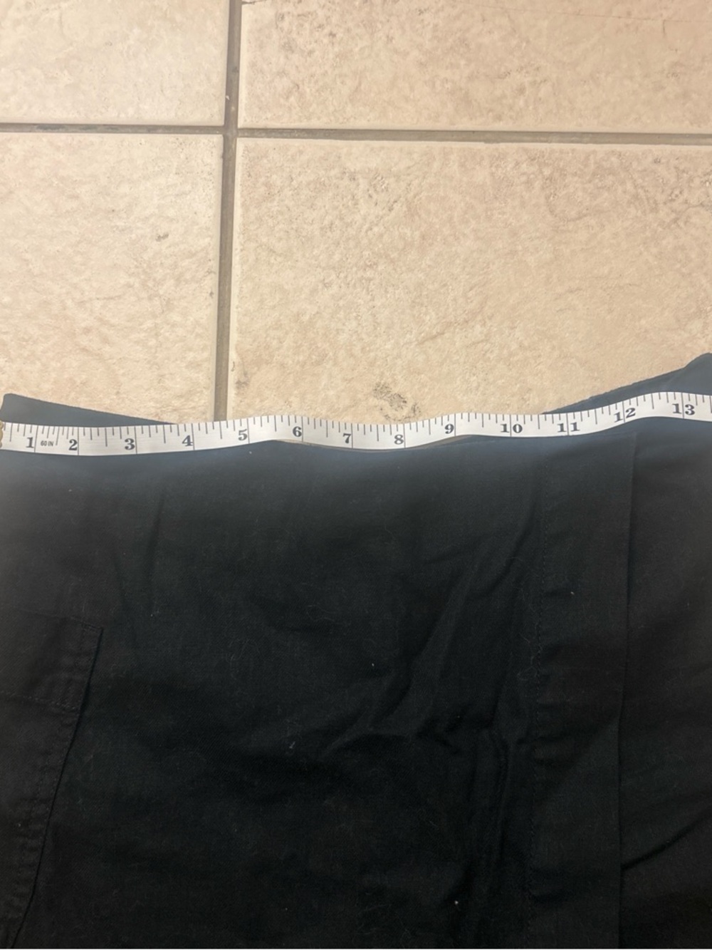 Uniqlo Black Mini Skort with Pocket - Picture 4 of 5